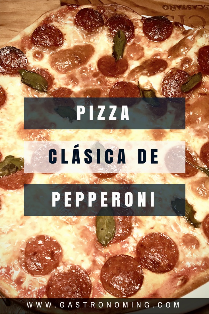 Pizza clásica de pepperoni