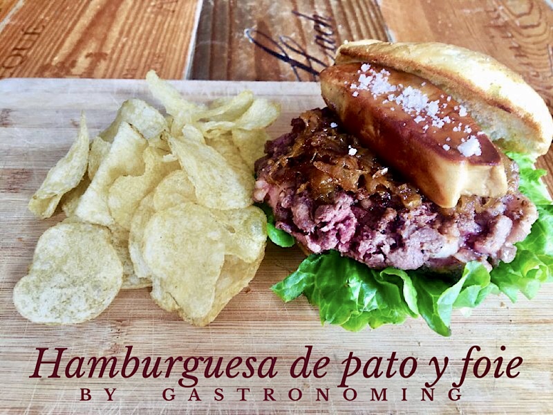 Hamburguesa de pato y foie