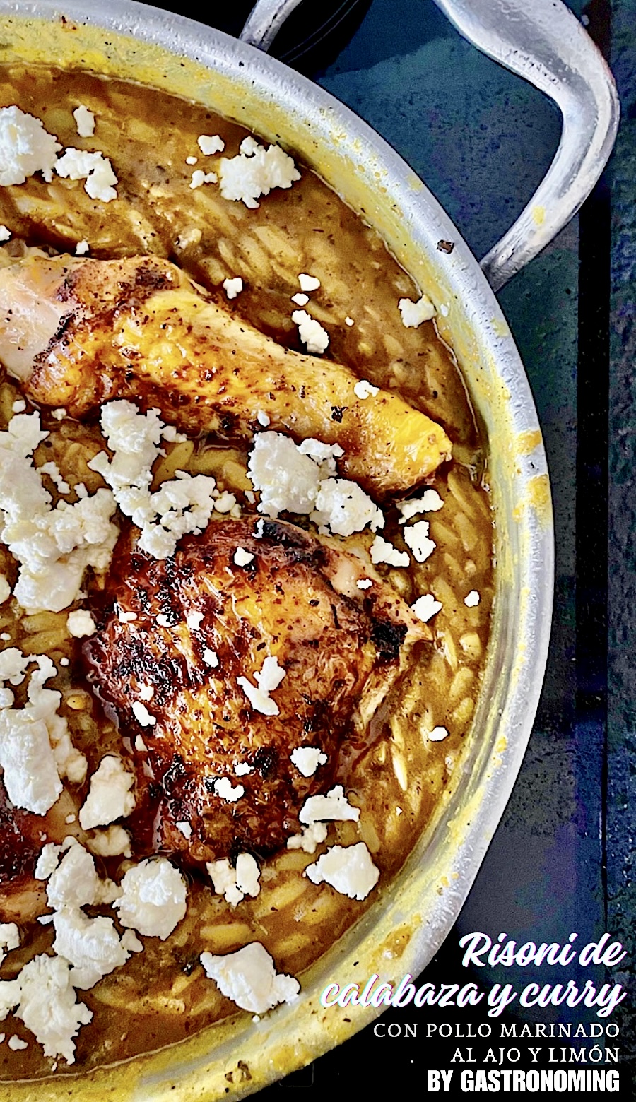 Risoni de calabaza y curry con pollo marinado al ajo y limón